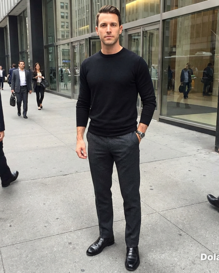 Long Sleeve Black Sweatshirt